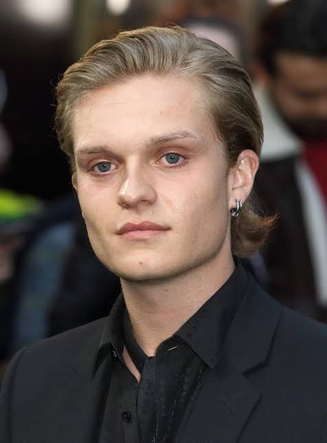 Tom Glynn-Carney